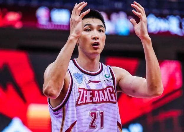 女神娇羞呻吟迎合雪臀