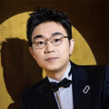 才两根手指就抖成这样了视频